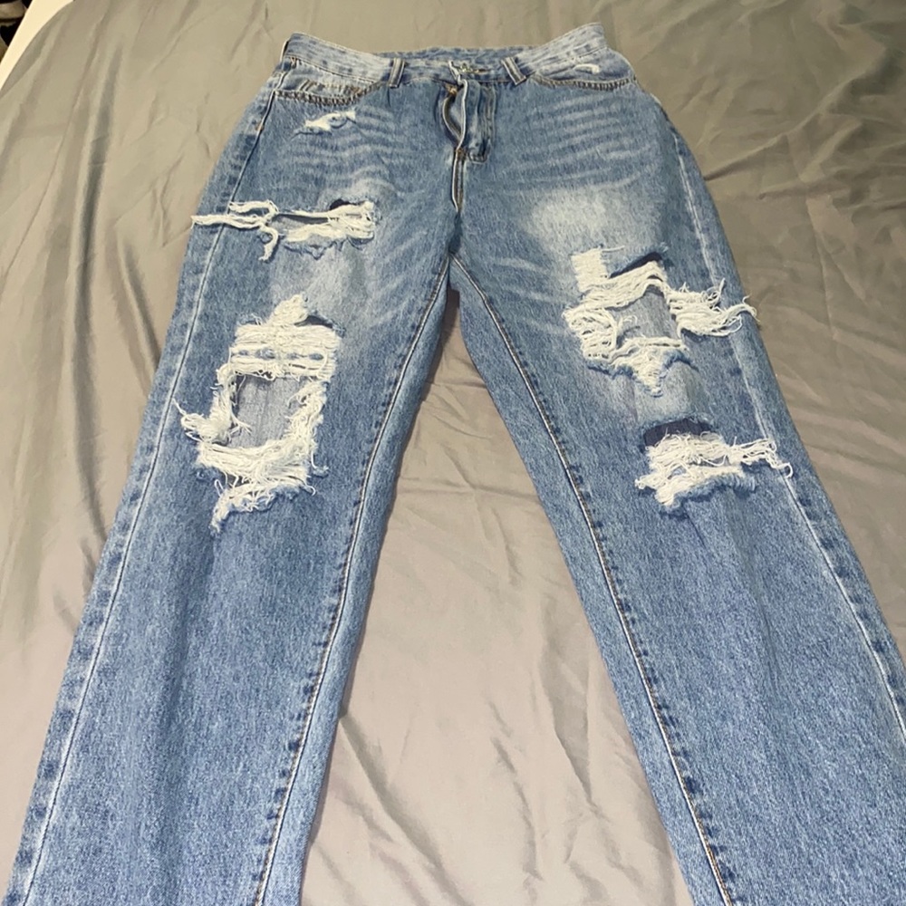 Light Wash Distressed Jeans